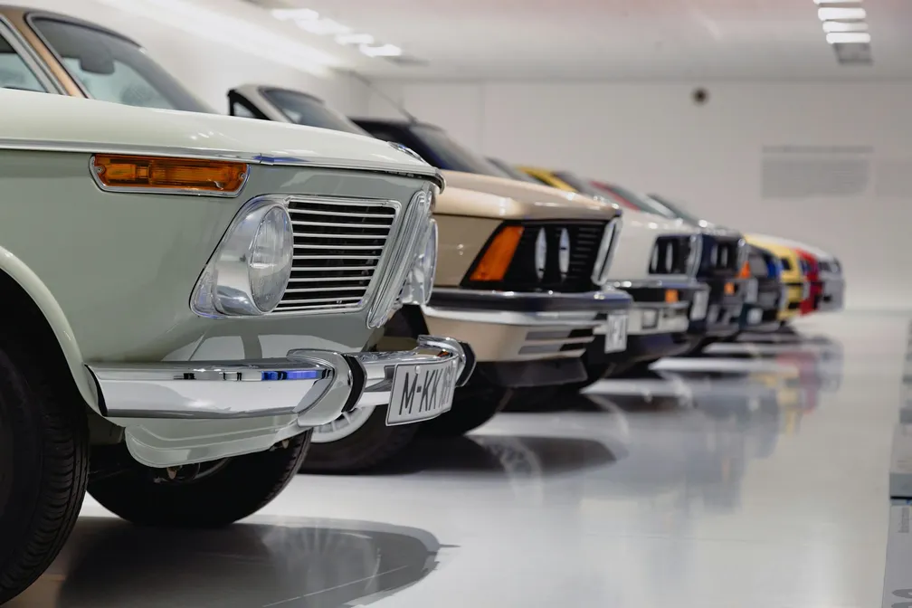 Parked vintage BMWs. Photo taken by Alex Suprun for Unsplash.