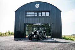 Classic Motor Hub Storage